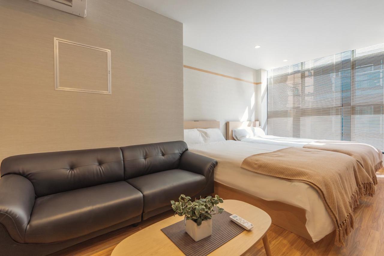 谷町君・星hotel・道頓福居 오사카 외부 사진